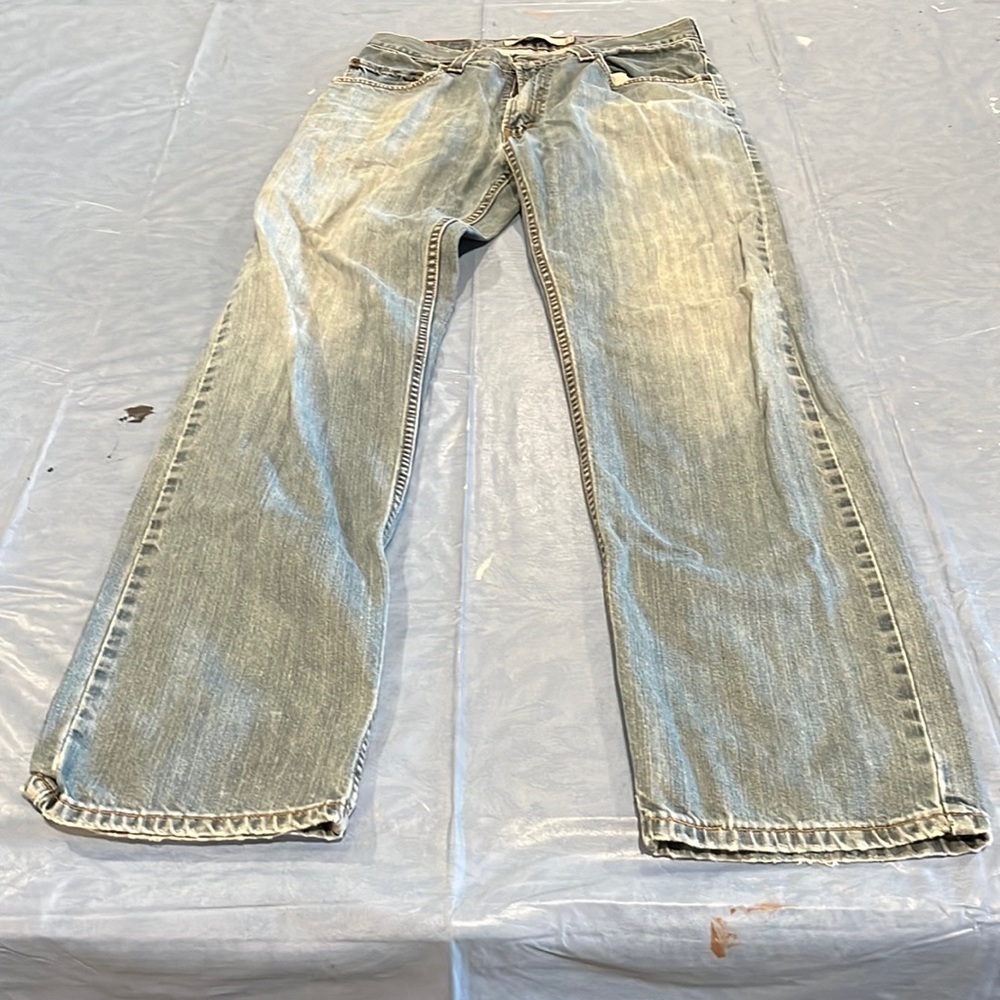 Men’s Levi’s 559 relaxed straight size 31 x 34